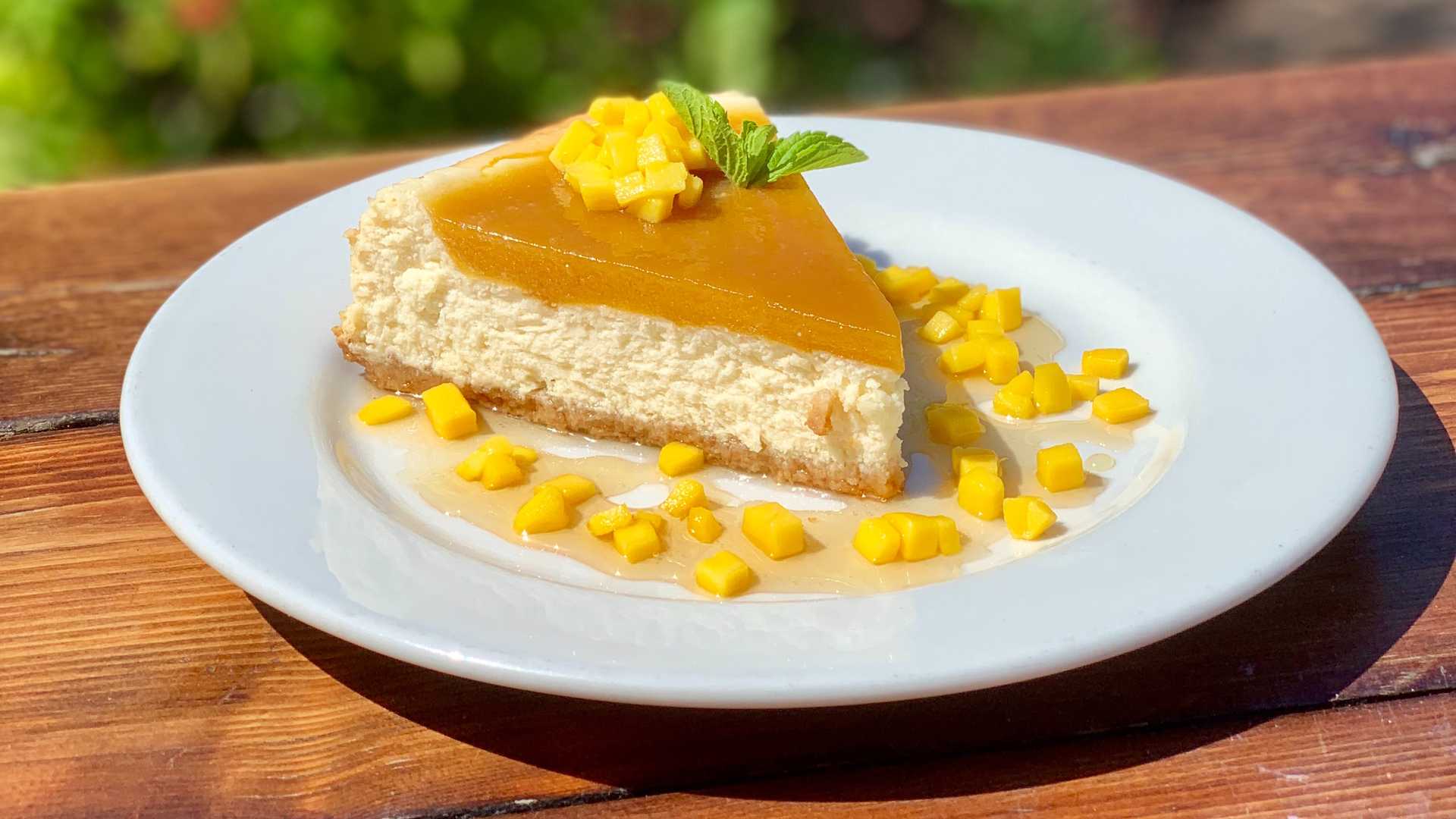 mango cheesecake